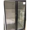 Image 2 : True 2 Glass Door Merchandise