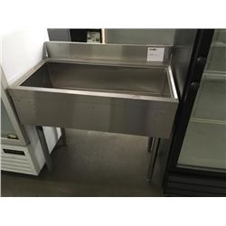 All S.S.Bar Drain Table