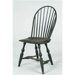 Lot #  507:  WINDSOR BOW BACK SIDE CHAIR IN GREEN PAINT.