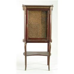 Lot #  624H.:  DELICATE MAHOGANY ANTIQUE LOUIS XV STYLE VITRINE.
