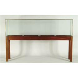 Lot #  827:  GLASS DISPLAY CASE ON STAND FOR SHIP MODEL.
