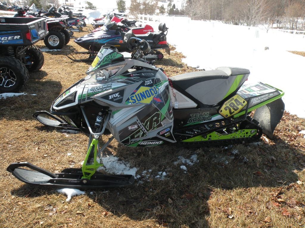 17 Arctic Cat Zr 600 Sx Sn 4uf17snw3ht