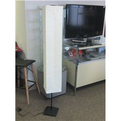 62 inch Paper shade lamp / with floor -  foot on/off switch