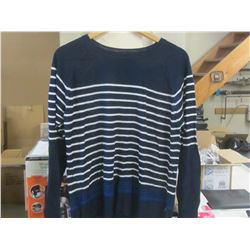 New Women's Top / large - dark navy/white