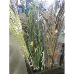 Whole Large lot of Dry Flower Bouquete's / 9 pieces/ NO SHIPPING ON THIS ITEM