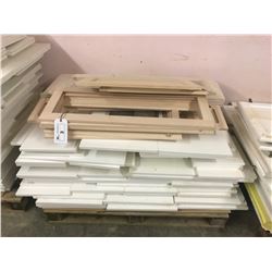 PALLET OF WHITE DOORS