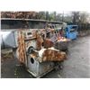Image 2 : LOT OF METAL & MACHINERY IN CORNER