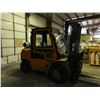 Image 1 : HC MODEL CP S/N: 071030995 LPG FORKLIFT WITH DUAL FRONT TIRES, SIDE SHIFT AND ENCLOSED CAB