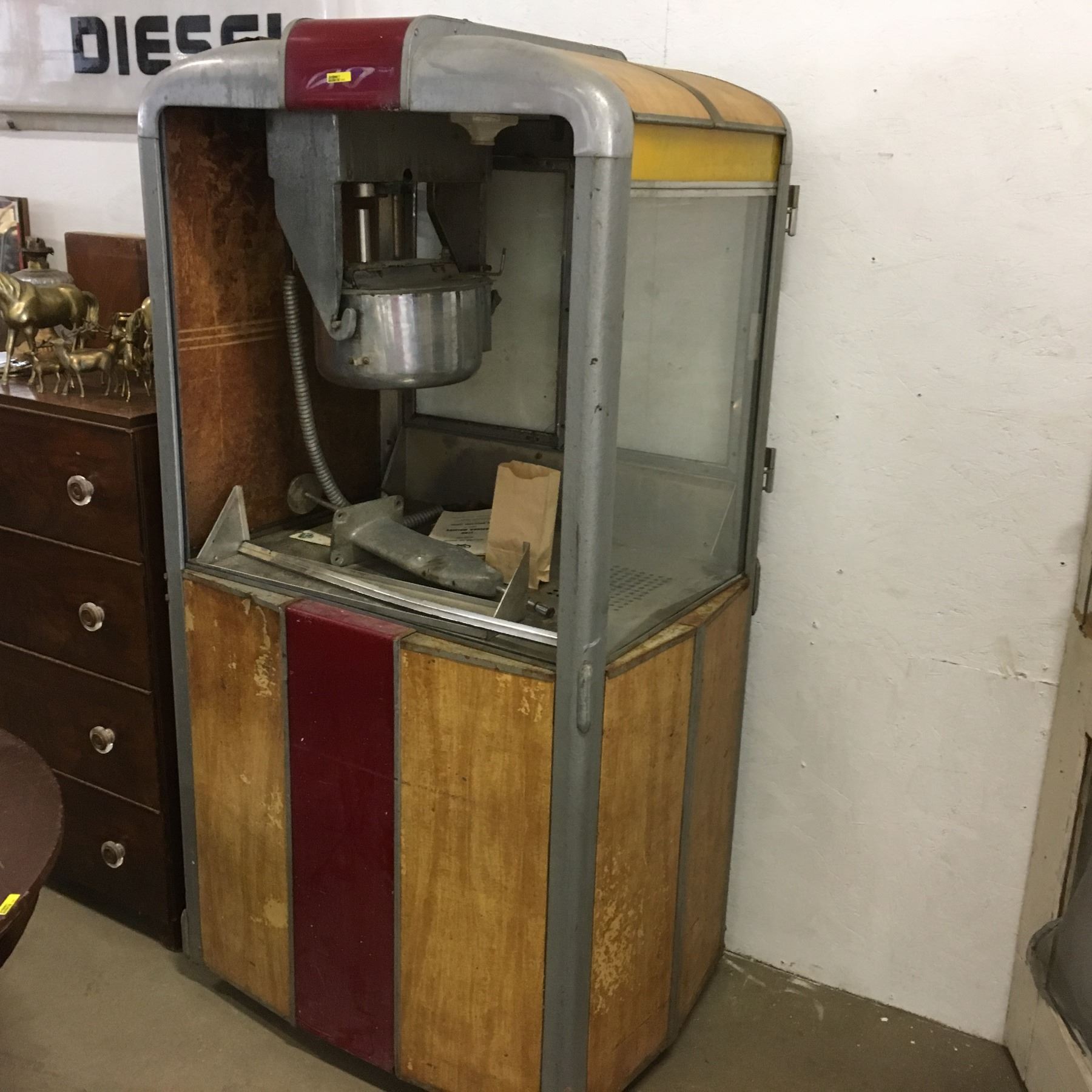 "STAR" Vintage Movie Theatre Popcorn Machine