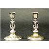 Image 1 : A pair of candlesticks