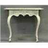 Image 1 : A console table