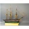 Image 1 : A model boat