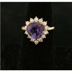 Beautiful Ladies Tanzanite & Diamond Ring