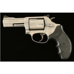 Smith & Wesson 60-10 .357 Mag SN: CBH0415