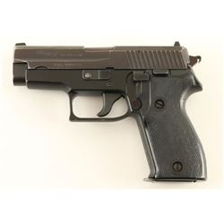Sig Sauer P6 9mm SN: M407207