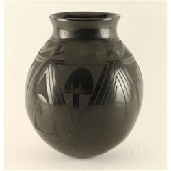 Mata Ortiz Blackware Pot