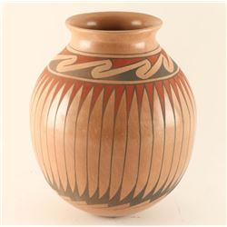Mata Ortiz Polychrome Olla Pot