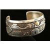 Image 2 : Gold Silver Navajo Storyteller Cuff