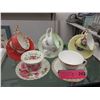 Image 1 : 5 English Bone China Tea Cups