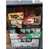 Image 1 : 3 Boxes of Assorted Crackers