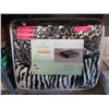 Image 1 : New Queen Size Animal Stripe Sherpa Blanket