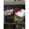 Image 1 : 40+ Assorted New 18" Zippered Cushion Covers