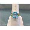 Image 1 : Blue Topaz & Peridot Ring