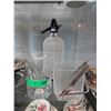 Image 1 : 3 Pieces of Collectible Glass Barware