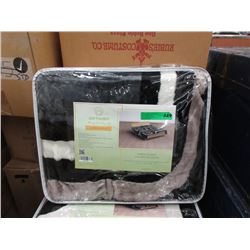 New Queen Size Geometric Sherpa Blanket