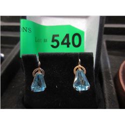 10 KT Gold & Blue Topaz Earrings