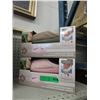 Image 1 : 2 Pairs of New Memory Foam Slippers - Size L & XL