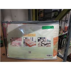 New Double/Queen 3 Piece Quilt Set - Orange