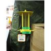 Image 1 : New 6 Foot Metal Bird Feeder with Squirrel Baffle