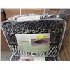 Image 1 : New Animal Stripe Sherpa Blanket - Queen Size