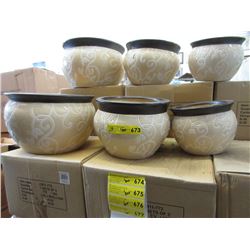 New 3 Piece Glazed Ceramic Planter Set