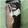 Image 2 : Reverse Waterproof Loveseat Cover