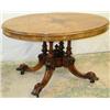 Image 1 : Good quality Victorian figured walnut oval tilt-top loo table, supported by 4...