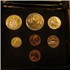 Image 2 : 1977 Royal Canadian Mint Double Cent Set in original box of issue with literature.