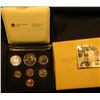 Image 1 : 1979 Royal Canadian Mint Double Cent Set in original box of issue with literature.