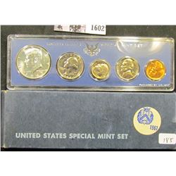 1602 . 1967 Silver Special Mint Set in original box of issue.