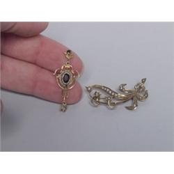 Antique Gold Lavalier Pendant