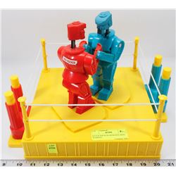 KNOCK EM SOCK EM BOXING RING. WORKING