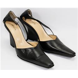 NEW BLACK WEDGE HEEL SHOES SIZE 7.5