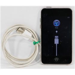 IPOD TOUCH 2ND GENERATION , 8GB WITH CHARGE