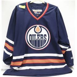 OILERS JERSEY ADULT SIZE LARGE