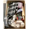 Image 1 : LARGE BOX W/BAKING ACCESSORIES &