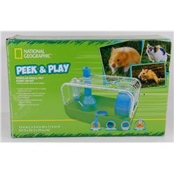 NATIONAL GEOGRAPHIC PEEK AND PLAY HAMSTER CAGE