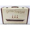 Image 1 : GRAND STAR LINE WOOD STORAGE KEEPSAKE BOX