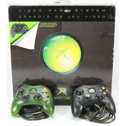 XBOX CONSOLE VIDEO GAME WITH 2 CONTROLLERS