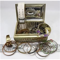 VINTAGE STYLE TIN BOX FULL OF ASSORTED JEWELRY